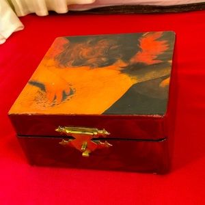 VINTAGE VICTORIAN STYLE ANGEL BOX